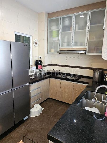 5 Bed Semi-Detached House (Landed) for Sale in  Lange Road - Image 9